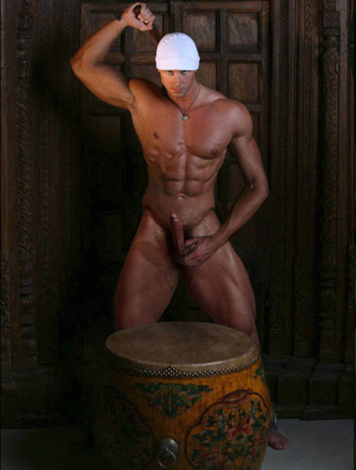 hot-and-horny-men:  http://hot-and-horny-men.tumblr.com/ 