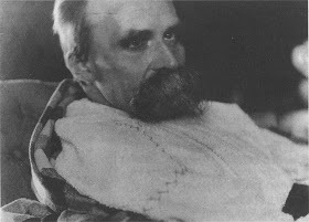Porn Pics Friedrich Nietzsche, de la serie  “Der