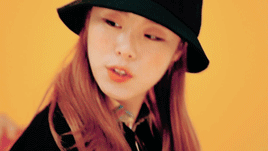jungwhee:lucky for you, that’s what i like!