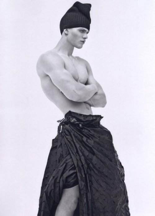christdior:  i think we can all agree on the fact that there is no gq editorial greater than this