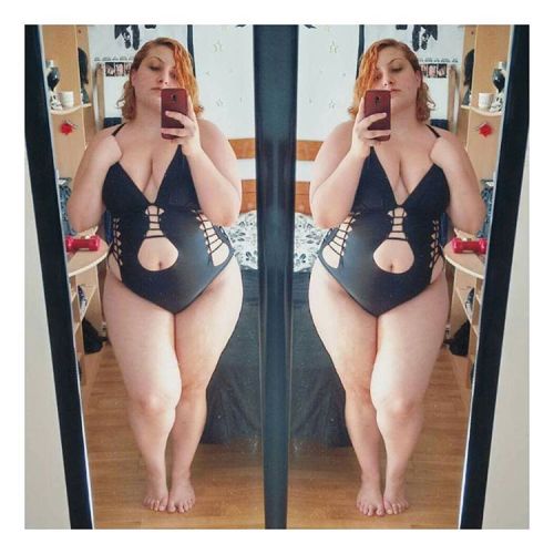 styleandcurve:  #CurvyConfidence #BeachReady #LoveUrBody. #Goodnight with @carolinaplussize