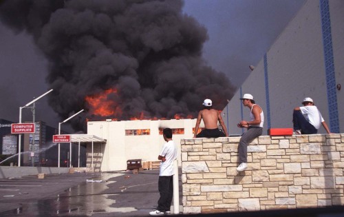 stereoculturesociety:CultureHISTORY: The 1992 Los Angeles Riots (4/29/92)Today marks the 23rd anniversary of the uprisin