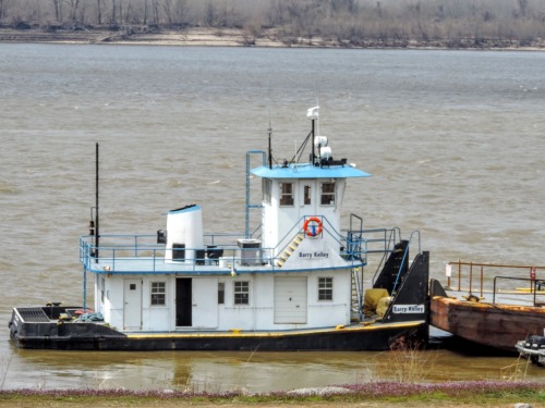 Towboat Barry Kelley, Mississippi River at Wickliffe, Kentucky, (looking toward Missouri) 2014.