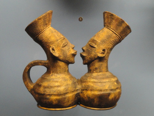 Pottery of the Mangbetu people, Democratic Republic of the Congo.  Now in the American Museum of Nat