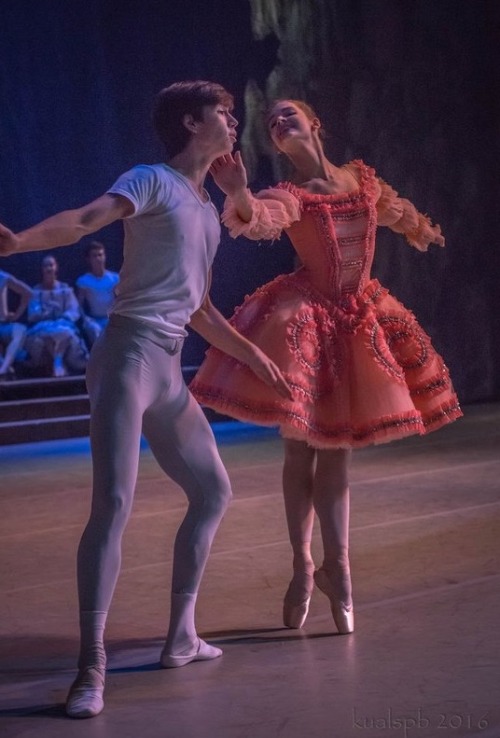 vaganovalife: Rehearsal for The Fairydoll on the Mariinsky stage.Photos by Alexander Ku ballet rehea