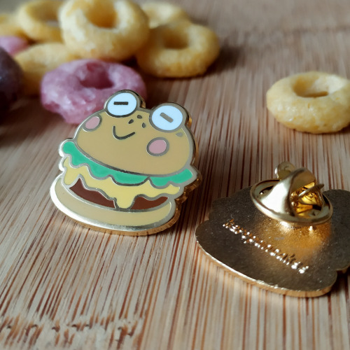 My new frog burger enamel pin is now available in my ecwid store and etsy  keropancakes.ecwid.com et