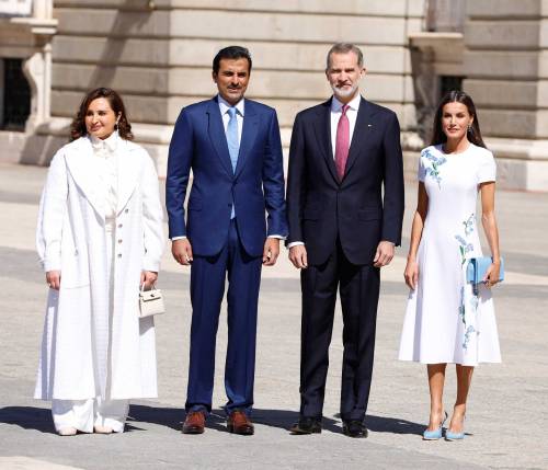 May 17, 2022: King Felipe and Queen Letizia offer an official welcome to Sheikh Tamim bin Hamad Al T