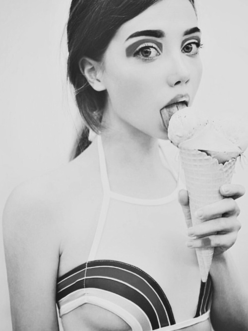 'Scuse me while i kiss the sky / Blog fourre-tout
