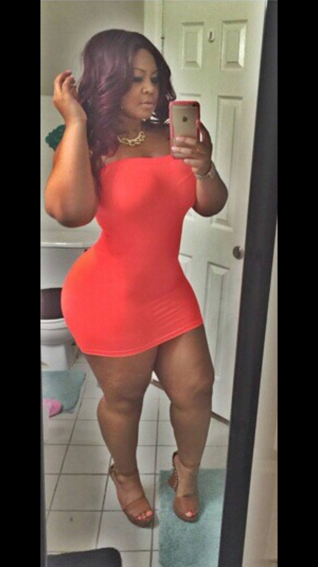 goldieloc:  thick thirsty thursday