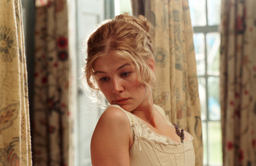 lillithblackwell:Rosamund Pike in “Pride & Prejudice”