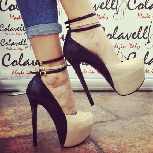 hottest-shoes:#shoes #luxuryshoes #couture #fashion #highfashion #highheels #highheelshoes #niceshoe