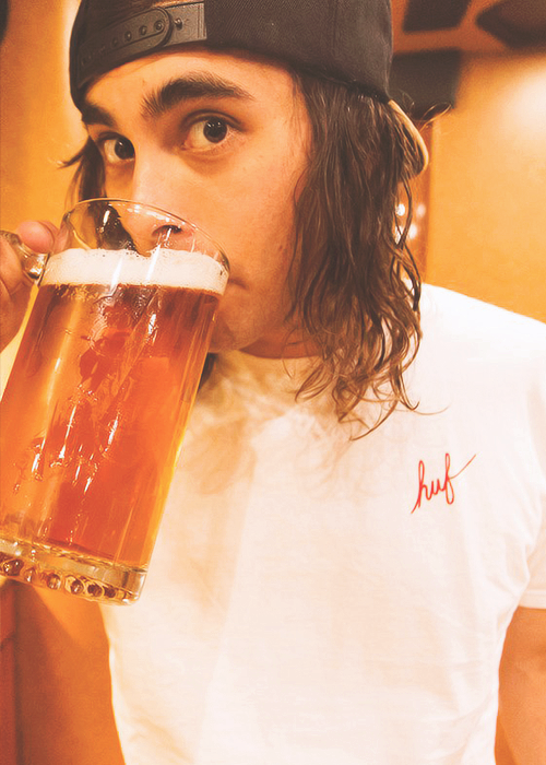 vicfuentesforever:  Vic fuentes blog 