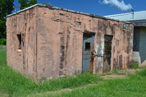 Colfax, Louisiana, is obviously a town that has always believed in locking miscreants up.  The top p