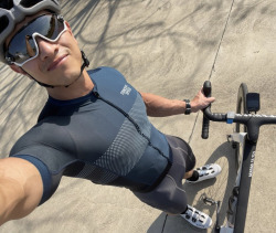 cyclinglycrafetish: