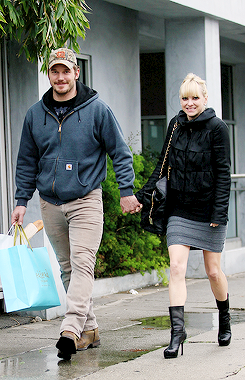 chrisprattsource:  Chris Pratt and Anna Faris