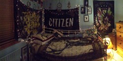 brandnew-basement:  My room so far awh. Almost