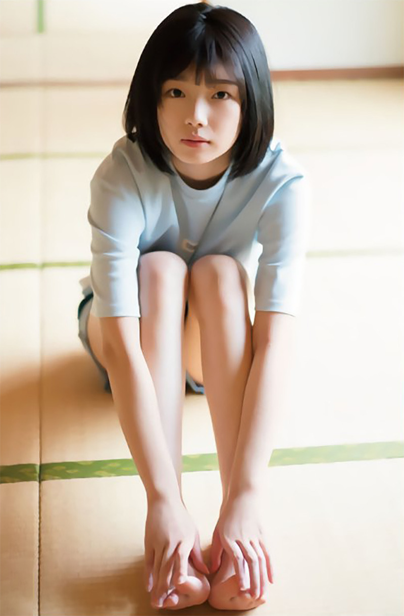 藤吉夏鈴　ブラジャー 