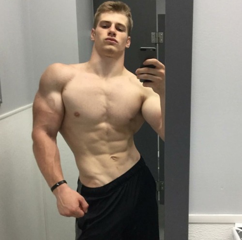 fairyfuckablefrats:  bbradley1:  musclboy:  “Can’t even fit into a fucking shirt today…”  Or any day… Patrick L.  Lol