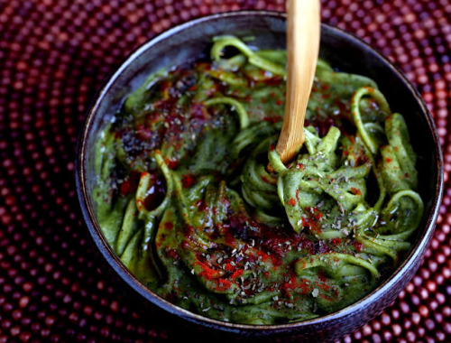 Vegan Linguine &amp; Scallops With White Wine Cream SauceVegan Roasted Red Pepper Linguine (GF)V