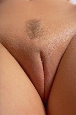 cameltoes-and-innie-pussy:  http://cameltoes-and-innie-pussy.tumblr.com/