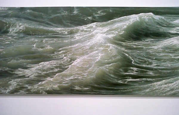 asylum-art:   Waves, Painting and Photo-realism Ran Ortner is an American artist,