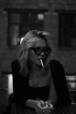 smoking-slut: