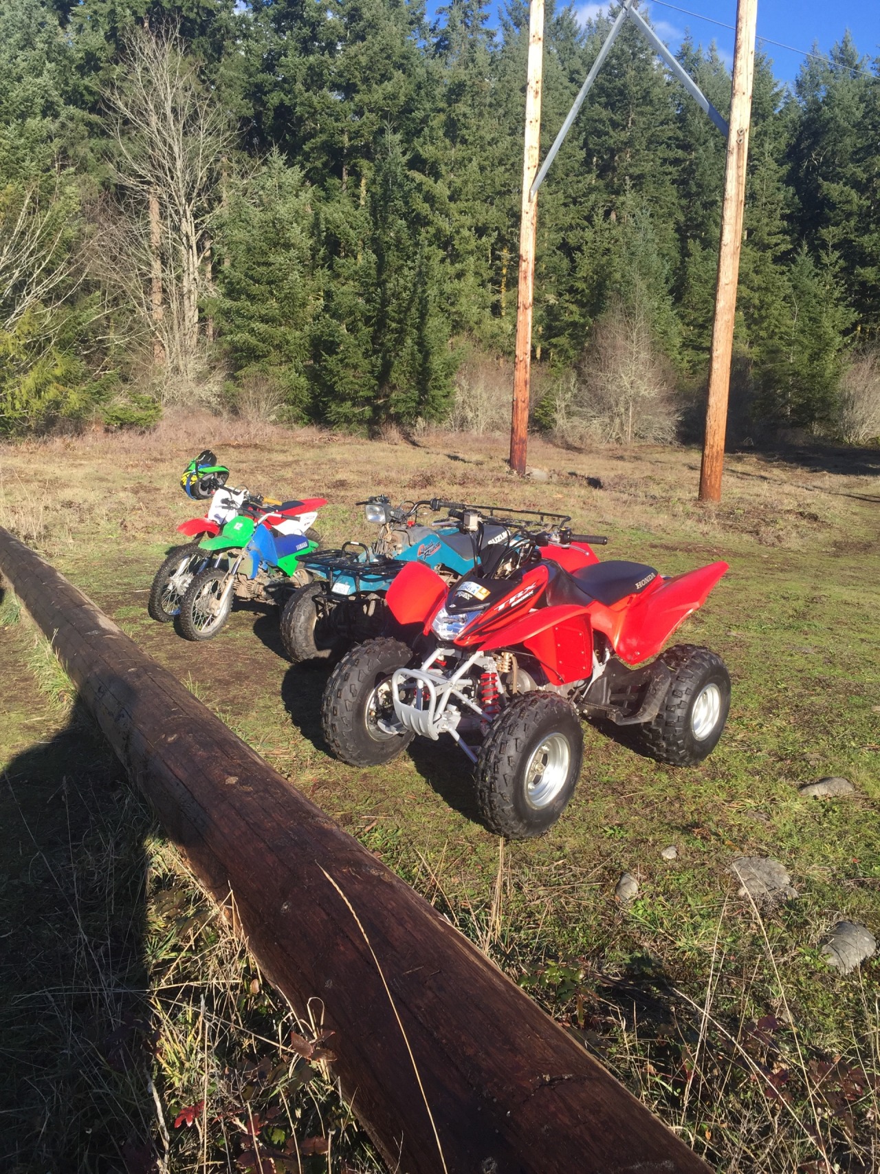 Went out riding with some of my favorite ladies! @dozer09 and I were tearing it up