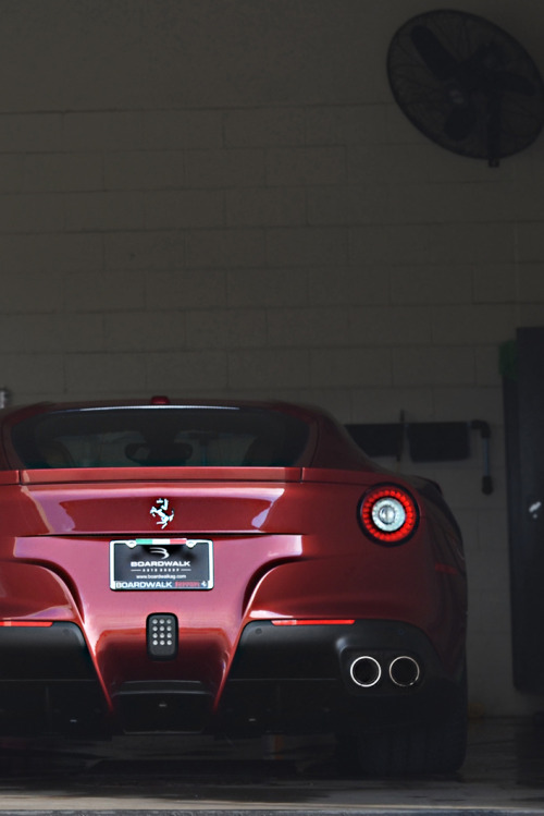 onlysupercars:  [Credit: Jacob] 