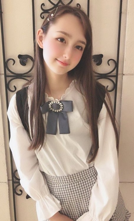 waitaminutebro:  バウエル ジゼル愛華さん(@giselle_aika) • Instagram写真と動画