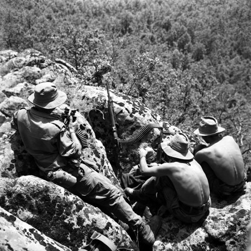 French Marines taking part in the “Jumelles” operation on position to close the access o