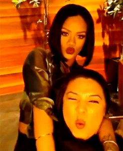 HELLYEAH!RIHANNAFENTY