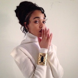 mamanicured: #Blackout - Instagram selfies