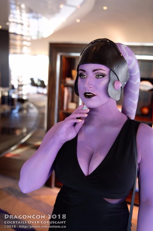 Wore a Twi’lek for a little while at Dragon Con. A friend of mine hosted at “Cocktails O