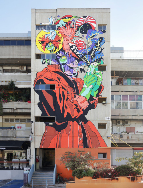 Jerusalem Vibrant Murals by ‘Bicicleta Sem Freio’ Burst with Pop Culture and Cartoon Cha