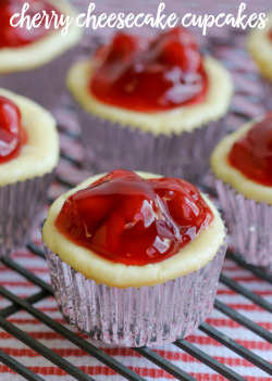 foodffs:  Cherry Cheese Cupcakes Really nice recipes. Every hour. Show me what you cooked! 