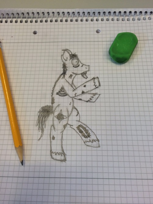 Little drawing I found on my computer. Did this a few months ago while I felt ‘bored to death’ xD  …yes his CM contains Brain