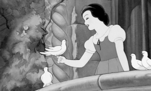 disneydayandnight: disneyismyescape’s Disney Ladies Appreciation Month Day 1 - Snow White