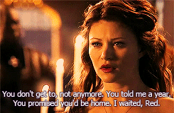 redhandedqueen:Her own heart broke then, feeling a rush of sadness and anger mix in her blood stream