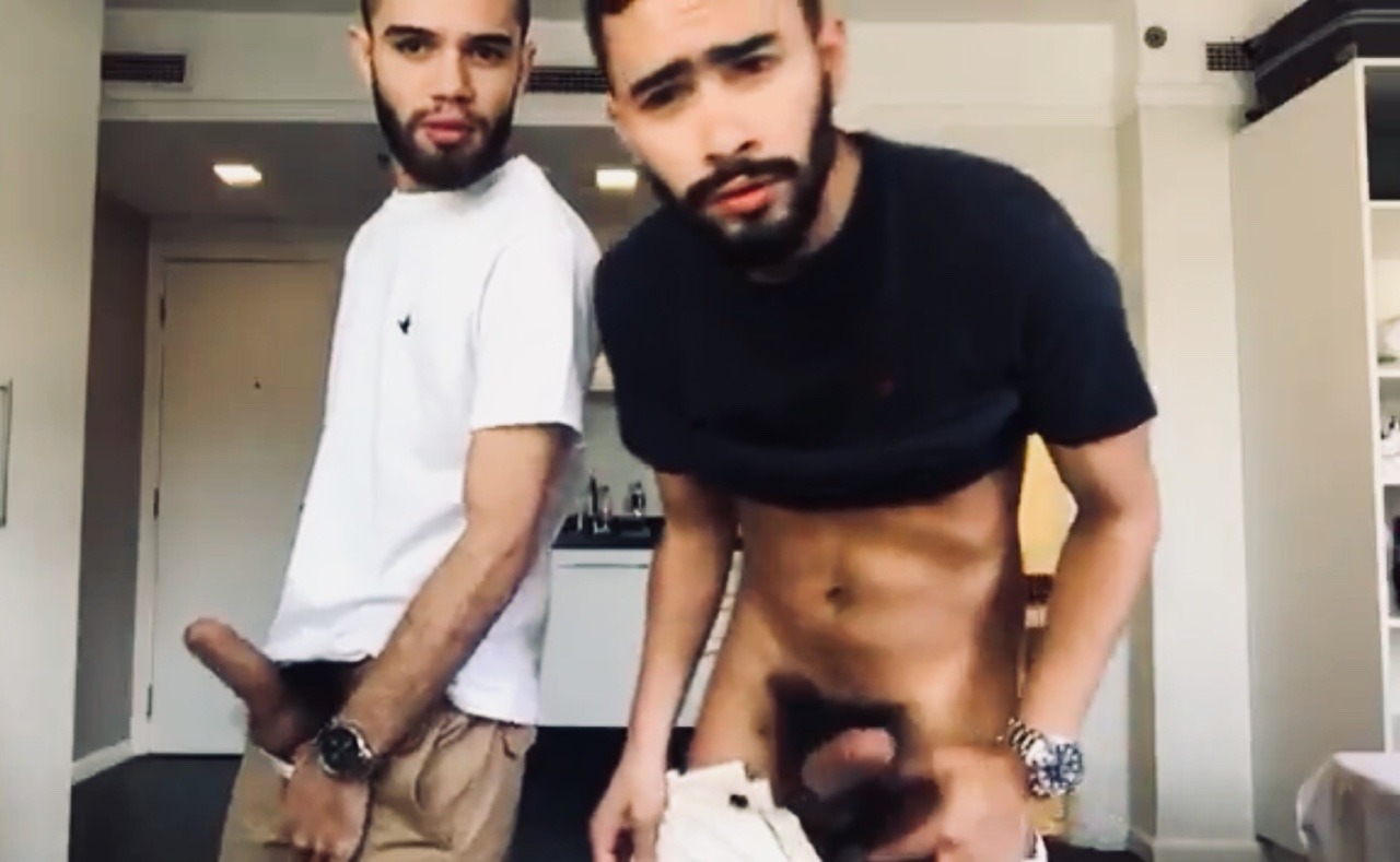 rachid94cho:  Je les veux tous les deux mmmmmmm’’’