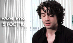 paramorre:  Taylor Benjamin York (born December 17, 1989) is an American rock guitarist