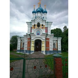 #Church of the #Intercession ⛪, #Gatchina, #Russia #travel 🌍   #Церковь Покрова Пресвятой Богородицы, Егерская слобода, #Мариенбург, #Гатчина,  #Россия    Покровская