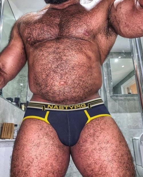 hungbob: Share your bulge pictures: hung_bob@hotmail.com #bulge #bulto #bigbulge #hung #muscle #hung