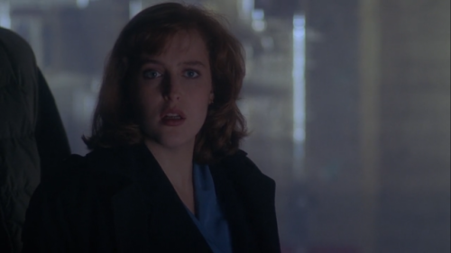 Dana Scully in The X-Files ep 1.21 Tooms