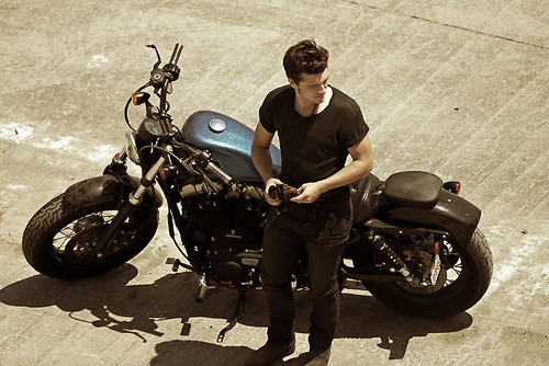 theblissofpeeta:  HAPPY 21ST BIRTHDAY JOSHUA RYAN HUTCHERSON