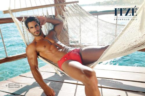   ITZÉ: ES Collection Swimwear 2015. A New Dawn for Swimwear Video  models:   Eric González Malavé, Roman Shlyakis, Alejandro Teixeira  