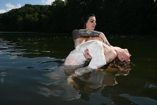 Ladies of the Lake. photographer: Rachel Schwebach. model: Dahlia Kay Daver and Magnificent Margie.p