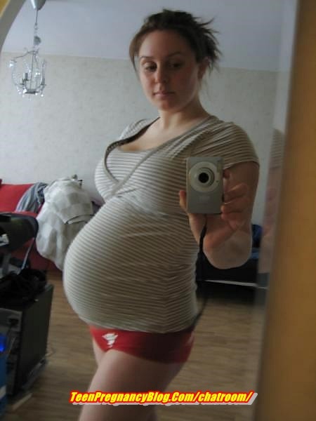 pregnantteenpics:  I have a bunch of new pregnant teen pictures, so this will take