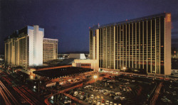 vintagelasvegas:  MGM Grand, Las Vegas c. 1981-86. One of the deadliest hotel fires in US history had taken place in the towers on the left in 1980. Although Vegas is known to constantly tear down and rebuild, in this case they put up a fresh coat of