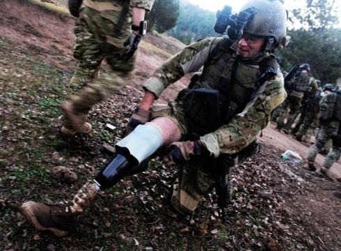 majorleagueinfidel:U.S. Army Ranger Joseph “Kap” Kapacziewski lost his right leg - his knee down - d