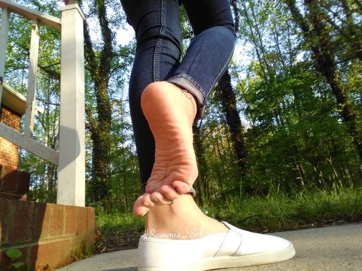 sammis-soless:DM is business only. ✨💌👣